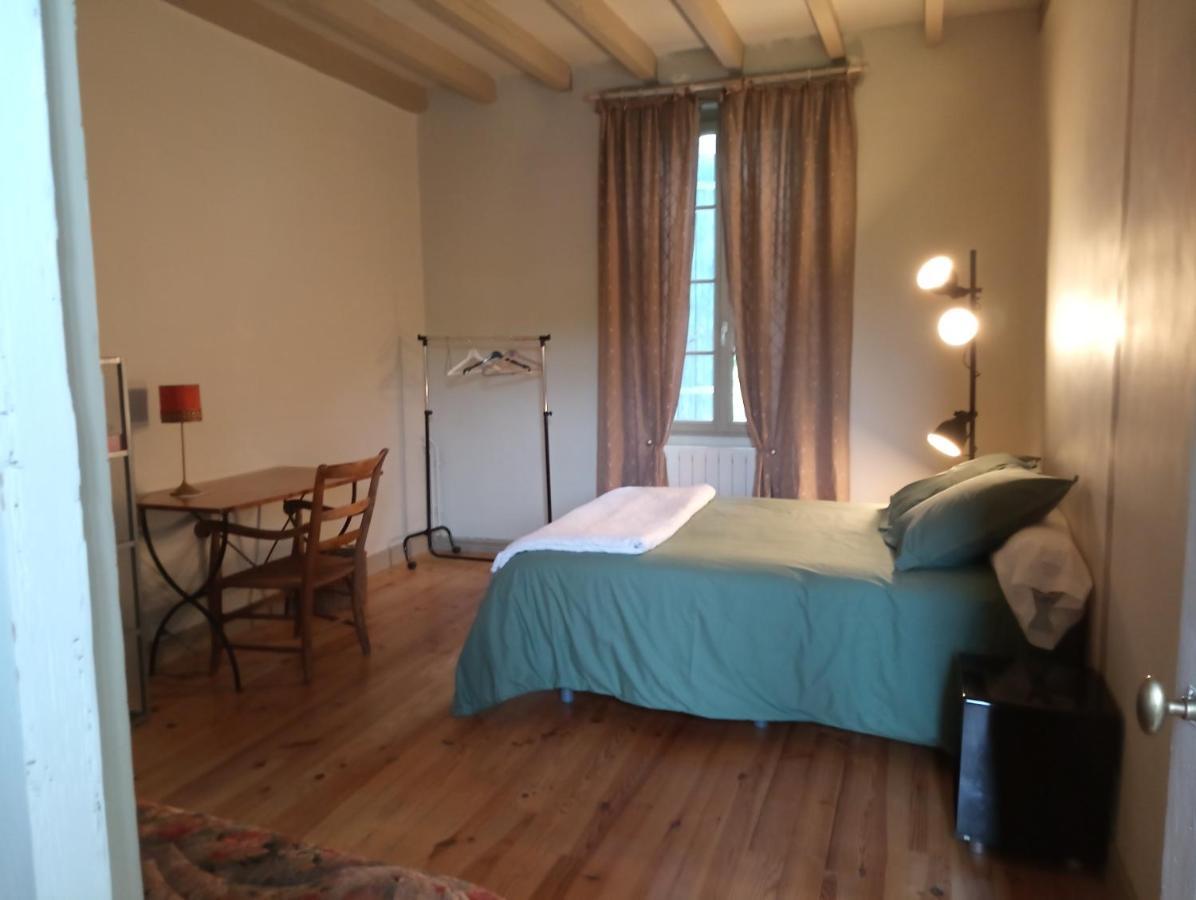 Lulu Hotel Castelmoron-sur-Lot Екстериор снимка