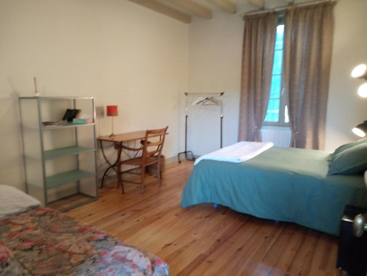 Lulu Hotel Castelmoron-sur-Lot Екстериор снимка
